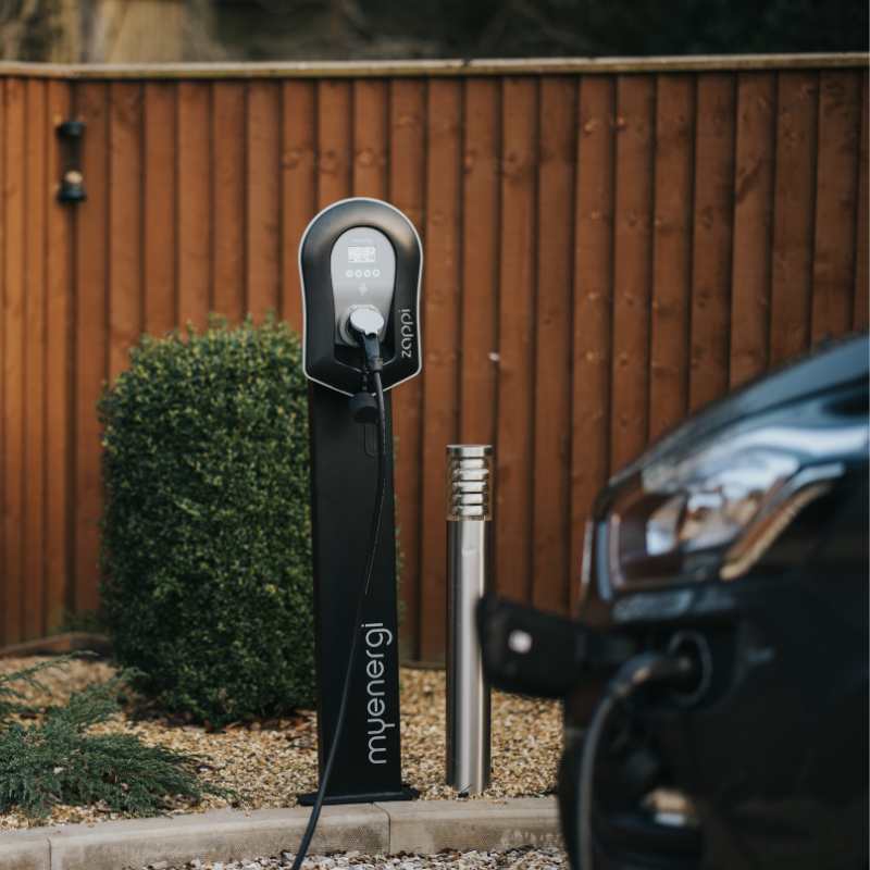 EV Chargermyenergi zappi ZAPPI-2H07UB EV Charge Point 7kW Eco-Smart Single Phase Untethered Black - hubPOWER